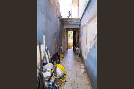 Casa à venda com 120m², 2 quartos e 2 vagas Casa à venda com 120m², 2 quartos e 2 vagasCorredor de entrada