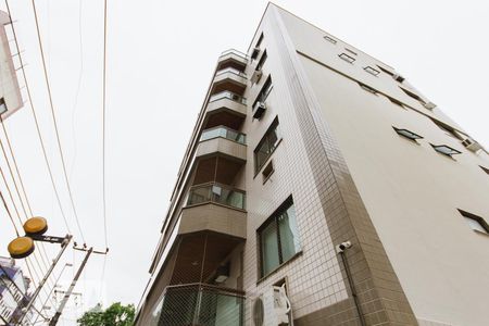 Apartamento para alugar com 90m², 2 quartos e 1 vaga Apartamento para alugar com 90m², 2 quartos e 1 vagaFachada