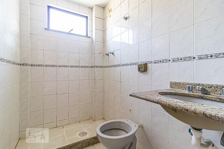 Apartamento para alugar com 90m², 2 quartos e 1 vaga Apartamento para alugar com 90m², 2 quartos e 1 vagaBanheiro da Suíte