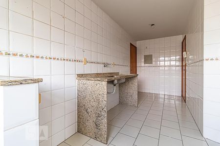 Apartamento para alugar com 90m², 2 quartos e 1 vaga Apartamento para alugar com 90m², 2 quartos e 1 vagaCozinha
