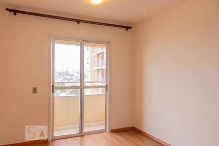 Sala de apartamento para alugar com 2 quartos, 70m² em Vila Pires, Santo André
