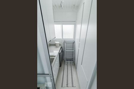 Apartamento à venda com 83m², 2 quartos e 2 vagas Apartamento à venda com 83m², 2 quartos e 2 vagasLavanderia