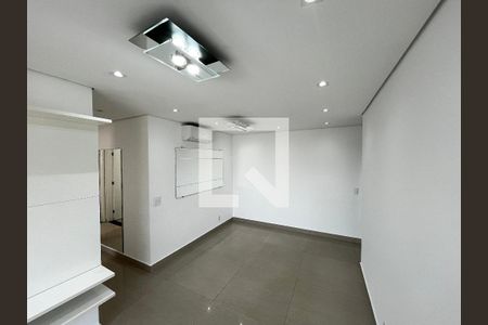 Sala de apartamento para alugar com 3 quartos, 66m² em Vila Santa Maria, São Paulo