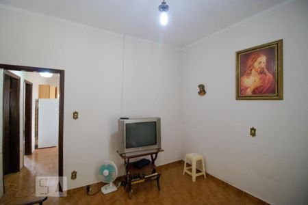 Casa à venda com 160m², 3 quartos e sem vaga Casa à venda com 160m², 3 quartos e sem vagaQuarto 02