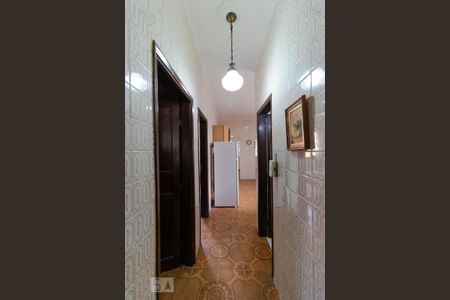 Casa à venda com 160m², 3 quartos e sem vaga Casa à venda com 160m², 3 quartos e sem vagaCorredor