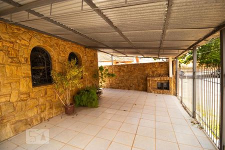 Casa à venda com 160m², 3 quartos e sem vaga Casa à venda com 160m², 3 quartos e sem vagaGaragem