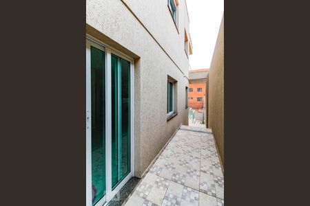 Casa à venda com 316m², 3 quartos e 6 vagas Casa à venda com 316m², 3 quartos e 6 vagasCorredor