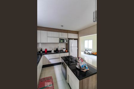 Casa à venda com 316m², 3 quartos e 6 vagas Casa à venda com 316m², 3 quartos e 6 vagasCozinha