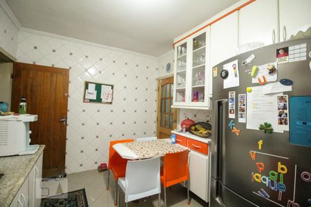 Casa à venda com 400m², 5 quartos e 4 vagas Casa à venda com 400m², 5 quartos e 4 vagasCozinha