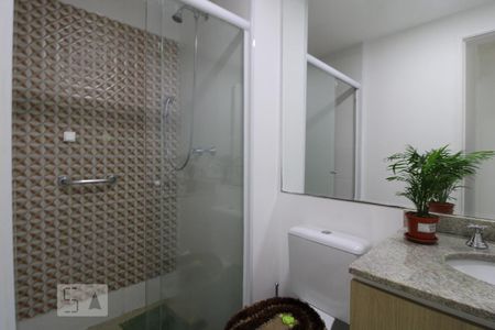 Apartamento à venda com 58m², 2 quartos e 1 vagaBox do banheiro