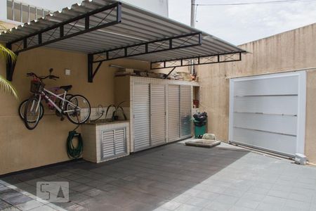 Casa à venda com 242m², 5 quartos e 2 vagasGaragem