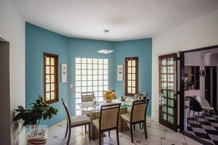 Casa à venda com 400m², 4 quartos e 5 vagasSala de Jantar