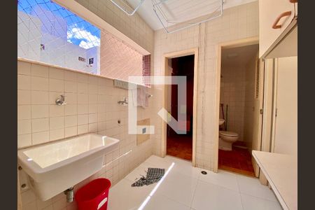 Apartamento para alugar com 168m², 3 quartos e 2 vagas Apartamento para alugar com 168m², 3 quartos e 2 vagasÁrea de Serviço