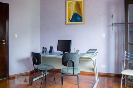 Casa à venda com 413m², 4 quartos e 5 vagasQuarto 3