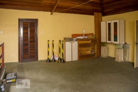 Casa à venda com 413m², 4 quartos e 5 vagasSotão