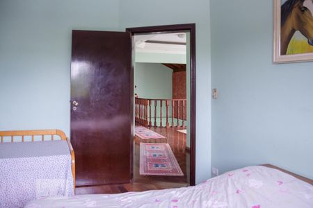 Casa à venda com 413m², 4 quartos e 5 vagasQuarto 4