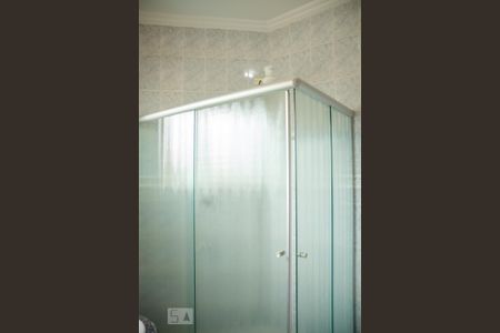 Casa à venda com 413m², 4 quartos e 5 vagasBanheiro do Quarto 3