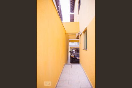 Casa à venda com 413m², 4 quartos e 5 vagasCorredor