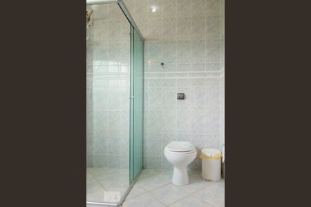 Casa à venda com 413m², 4 quartos e 5 vagasBanheiro do Quarto 3