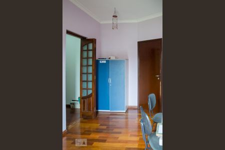 Casa à venda com 413m², 4 quartos e 5 vagasQuarto 3