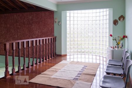 Casa à venda com 413m², 4 quartos e 5 vagasSala 2