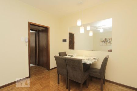 SALA de apartamento para alugar com 2 quartos, 78m² em Rio Branco, Porto Alegre