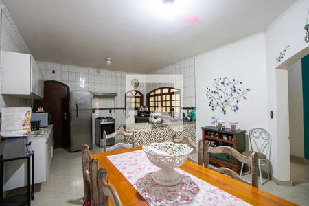 Casa à venda com 210m², 3 quartos e 1 vagaCopa