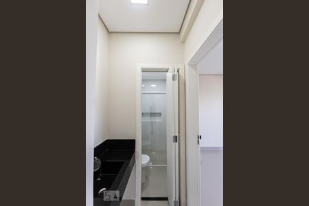 Banheiro Social de apartamento para alugar com 1 quarto, 42m² em Vila Esperança, São Paulo