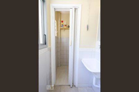 Apartamento à venda com 90m², 2 quartos e sem vaga Apartamento à venda com 90m², 2 quartos e sem vagaBanheiro