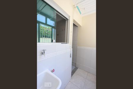 Apartamento à venda com 90m², 2 quartos e sem vaga Apartamento à venda com 90m², 2 quartos e sem vagaLavanderia