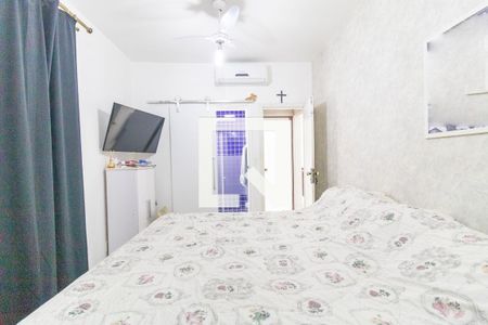 Casa à venda com 368m², 4 quartos e 2 vagas Casa à venda com 368m², 4 quartos e 2 vagasQuarto 1 suite