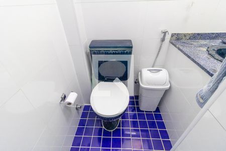 Casa à venda com 368m², 4 quartos e 2 vagas Casa à venda com 368m², 4 quartos e 2 vagasBanheiro da Suíte 1