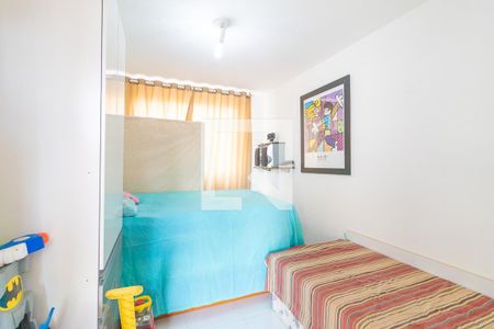 Casa à venda com 368m², 4 quartos e 2 vagas Casa à venda com 368m², 4 quartos e 2 vagasQuarto 4