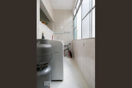 Apartamento à venda com 73m², 2 quartos e 1 vagaÁrea de Serviço