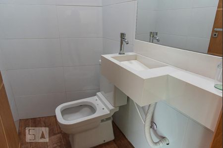 Casa à venda com 350m², 5 quartos e 3 vagas Casa à venda com 350m², 5 quartos e 3 vagasBanheiro externo