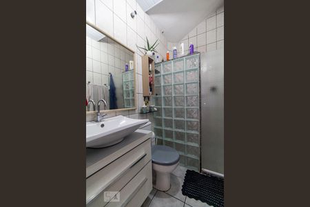 Casa à venda com 80m², 3 quartos e 1 vagaBanheiro