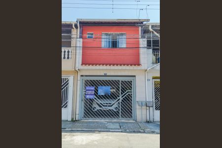 Casa à venda com 150m², 3 quartos e 1 vaga Casa à venda com 150m², 3 quartos e 1 vagaFachada