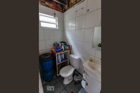 Casa à venda com 150m², 3 quartos e 1 vaga Casa à venda com 150m², 3 quartos e 1 vagaBanheiro de Serviço