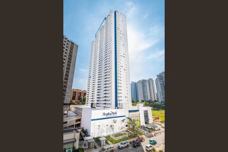 Apartamento à venda com 49m², 1 quarto e 2 vagasFachada