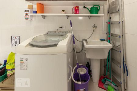 Casa à venda com 110m², 2 quartos e 2 vagas Casa à venda com 110m², 2 quartos e 2 vagasÁrea de serviço