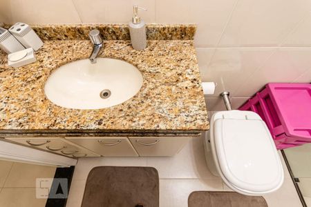 Casa à venda com 110m², 2 quartos e 2 vagas Casa à venda com 110m², 2 quartos e 2 vagasBanheiro suíte 2