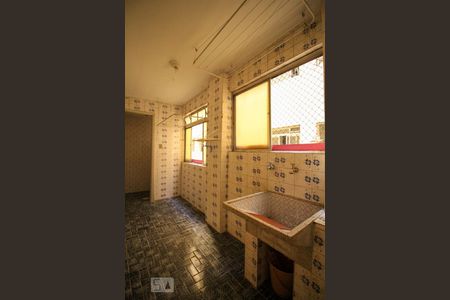 Apartamento para alugar com 70m², 2 quartos e 1 vagaÁrea de Serviço