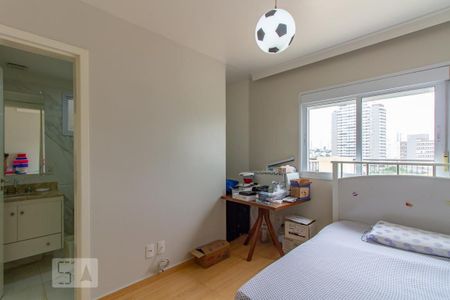 Apartamento à venda com 300m², 4 quartos e 2 vagas Apartamento à venda com 300m², 4 quartos e 2 vagasQuarto 2 - Suíte