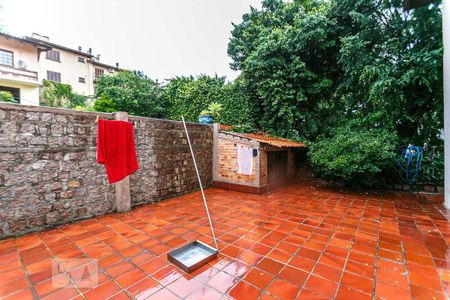 Casa à venda com 1000m², 3 quartos e 1 vaga Casa à venda com 1000m², 3 quartos e 1 vagaÁrea Externa