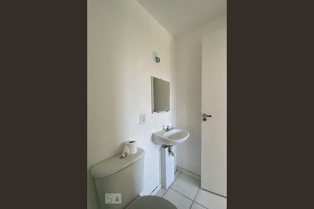 Apartamento para alugar com 49m², 2 quartos e 1 vaga Apartamento para alugar com 49m², 2 quartos e 1 vagaBanheiro