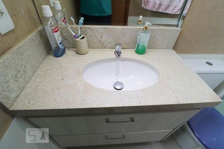 Apartamento para alugar com 88m², 2 quartos e 2 vagas Apartamento para alugar com 88m², 2 quartos e 2 vagasBanheiro da suíte 2