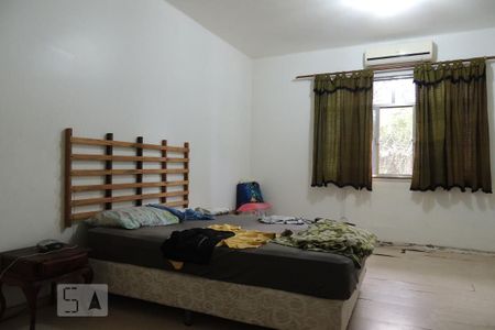 Casa à venda com 450m², 4 quartos e 8 vagas Casa à venda com 450m², 4 quartos e 8 vagasQuarto 2