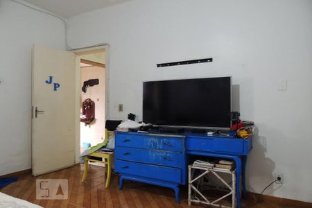 Casa à venda com 450m², 4 quartos e 8 vagas Casa à venda com 450m², 4 quartos e 8 vagasQuarto 1