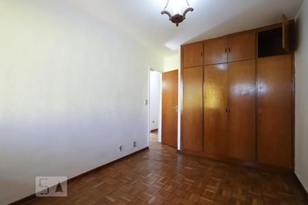 Casa à venda com 228m², 4 quartos e 3 vagas Casa à venda com 228m², 4 quartos e 3 vagasSuíte
