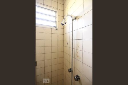 Casa à venda com 228m², 4 quartos e 3 vagas Casa à venda com 228m², 4 quartos e 3 vagasSuíte Banheiro